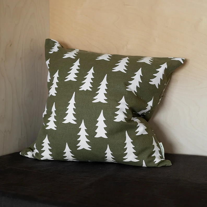 Fine Little Day クッションカバー GRAN オリーブ 48 × 48 cm