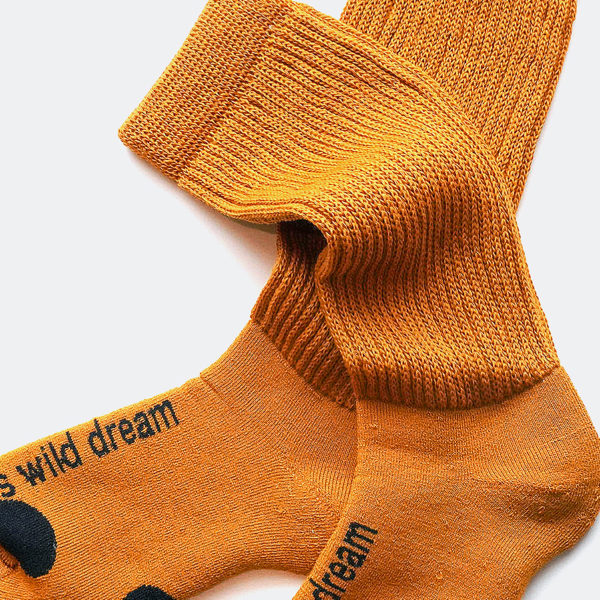 wool loose socks WILD DREAM（dark mustard） FEEL MY FOOT STEPS