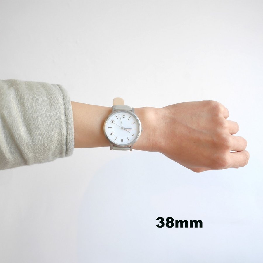 innovator イノベーター 腕時計 ソーラーウォッチSOLKRAFT グレー×シルバー 38mm