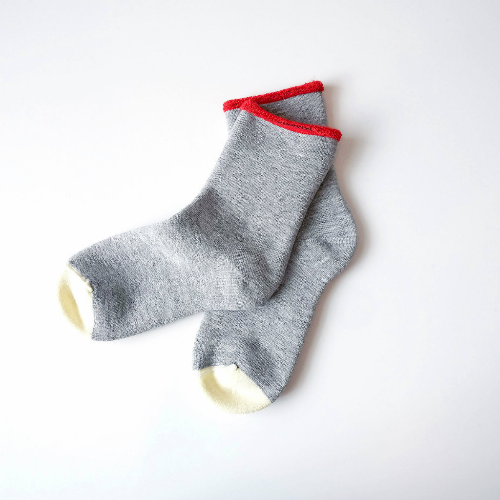 fluffy socks SIMPLE（medium grey）FEEL MY FOOT STEPS