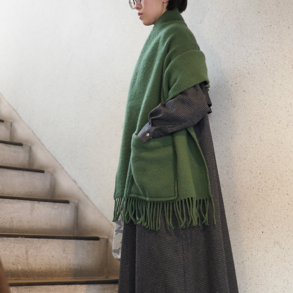 LAPUAN KANKURIT ポケットショール UNI（ダークモスグリーン）