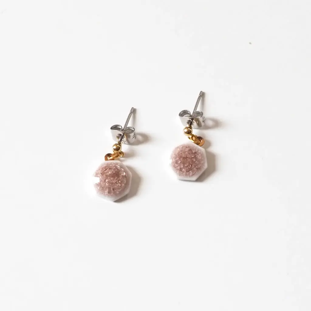 七窯社 美濃焼 アクセサリー イロとカタチの選べる吊りピアス 貫入 7角 柘榴