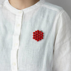 TRIPLE O 立体刺しゅうアクセサリー ハニカムブローチ